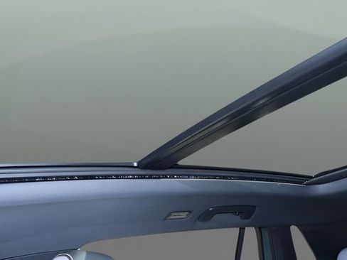 New 2026 Volkswagen Tiguan SE R-Line FWD image 26