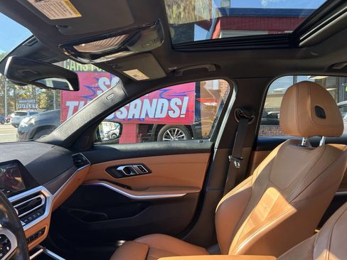 Used 2020 BMW 330i xDrive Sedan w/ Convenience Package image 16