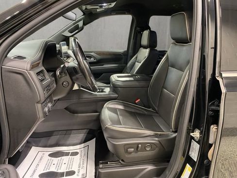 Used 2021 Chevrolet Suburban Premier AWD/4WD image 12