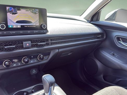 Used 2023 Honda HR-V LX image 24