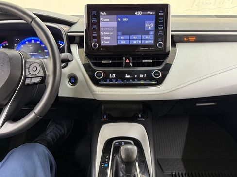 Used 2022 Toyota Corolla XSE FWD image 22