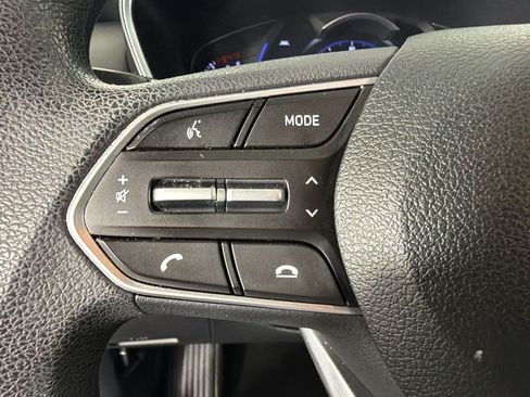 Used 2019 Hyundai Santa Fe SEL FWD image 18