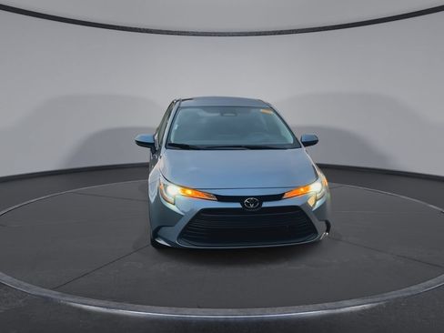 Used 2024 Toyota Corolla LE FWD image 3