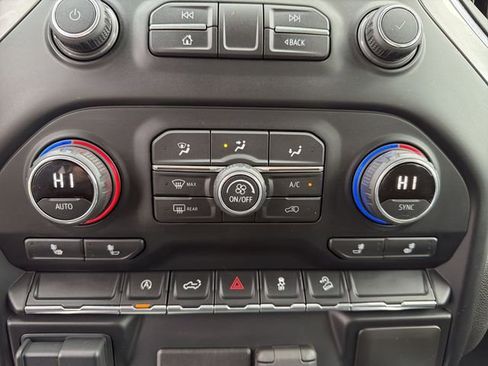 Used 2021 Chevrolet Silverado 1500 LT Trail Boss w/ Bed Protection Package AWD/4WD image 20