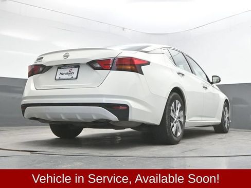 Used 2021 Nissan Altima 2.5 S FWD image 38