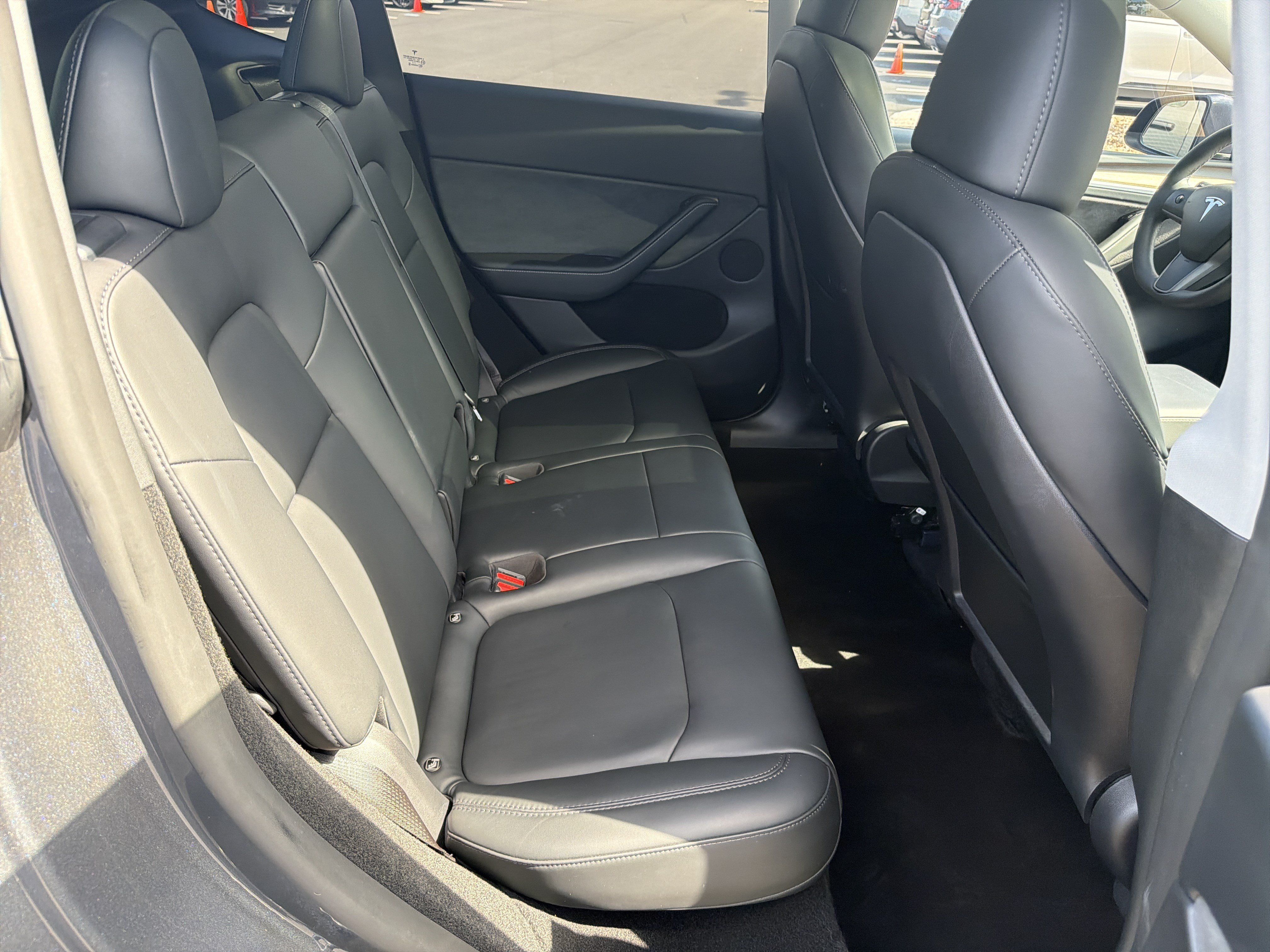 Used 2023 Tesla Model Y Long Range AWD/4WD image 15