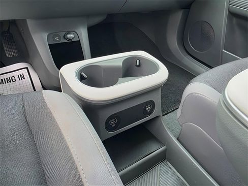 Used 2022 Hyundai Ioniq 5 SE image 26