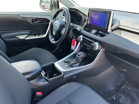 Used 2024 Toyota RAV4 LE image 10