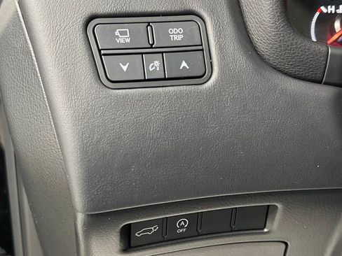 Used 2024 Lexus LX 600 F Sport image 33