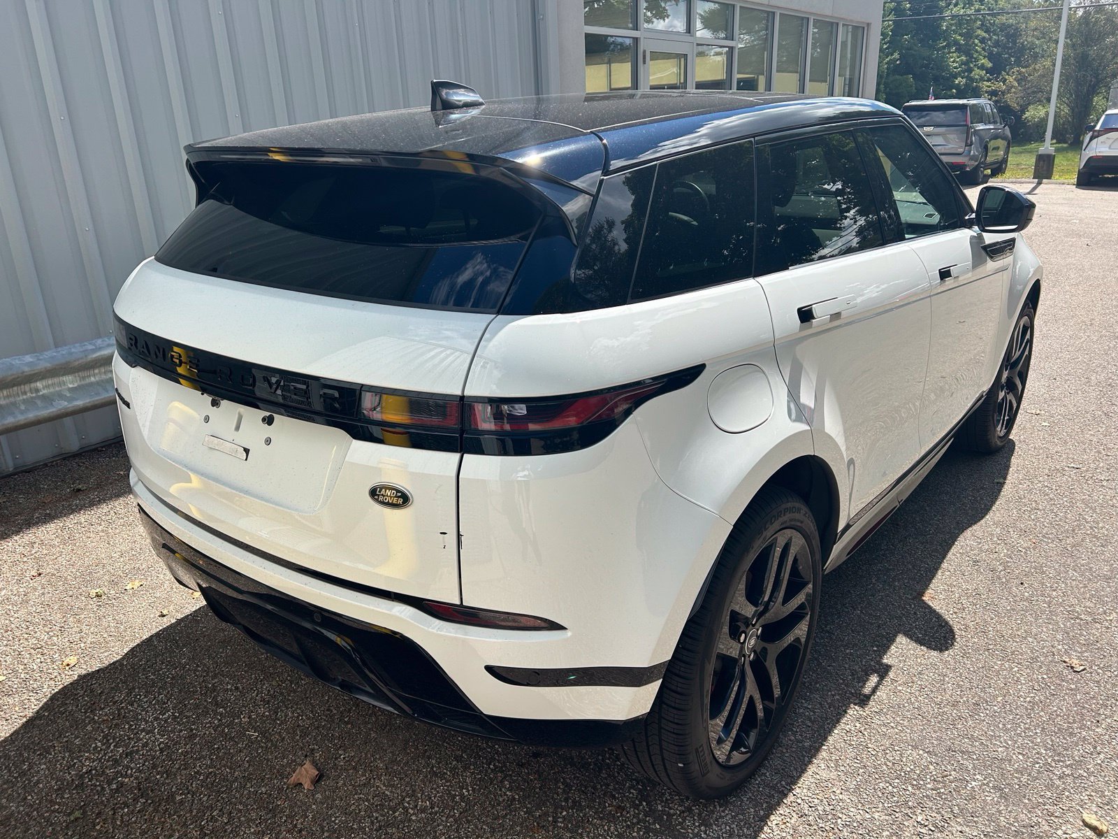 Used 2022 Land Rover Range Rover Evoque R-Dynamic S AWD/4WD image 5