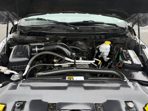 Used 2020 RAM 1500 Classic SLT image 20