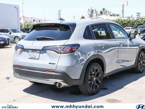 Used 2024 Honda HR-V Sport image 4