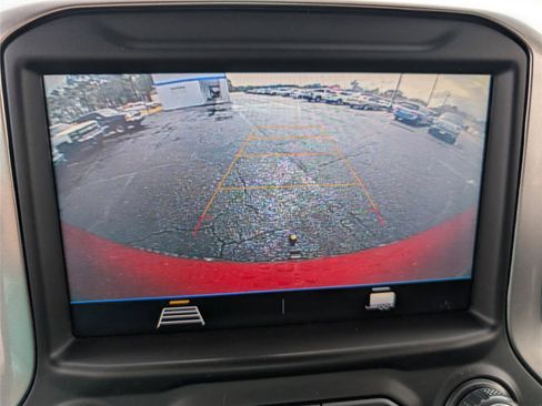 Used 2019 Chevrolet Silverado 1500 LT Trail Boss w/ Bed Protection Package image 18