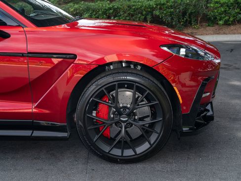 Used 2026 Aston Martin DBX 707 AWD/4WD image 23