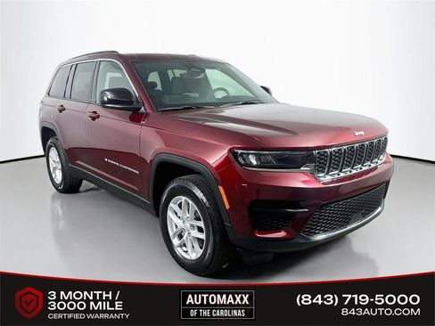 Used 2024 Jeep Grand Cherokee Laredo X AWD/4WD image 1