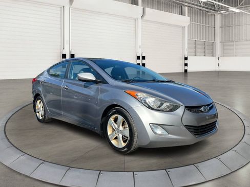 Used 2013 Hyundai Elantra GLS w/ Preferred Pkg FWD image 1