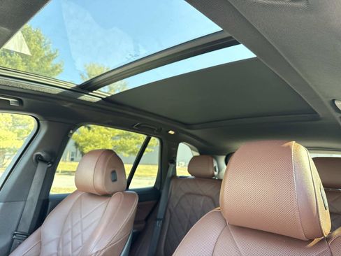 Certified 2023 BMW X5 xDrive40i w/ Premium Package image 4