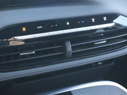 Used 2026 Buick Enclave Preferred FWD image 26