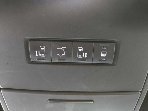 Used 2019 Dodge Grand Caravan GT FWD image 21