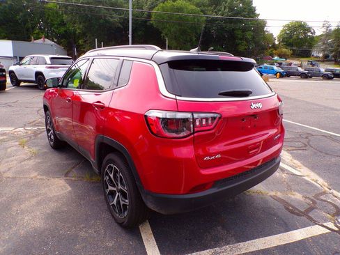 New 2026 Jeep Compass Limited w/ Sun, Sound & Navigation Group AWD/4WD image 16