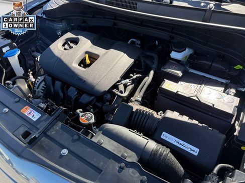 Certified 2025 Kia Soul LX w/ LX Technology Package FWD image 22