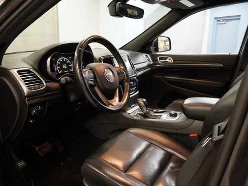 Used 2020 Jeep Grand Cherokee Limited image 7