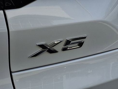 Used 2024 BMW X5 xDrive40i w/ Premium Package image 30