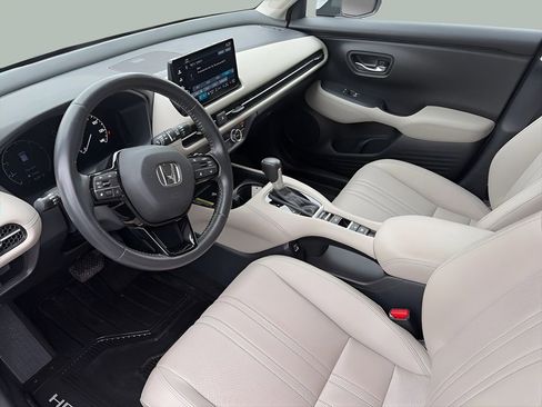 Used 2023 Honda HR-V EX-L image 9