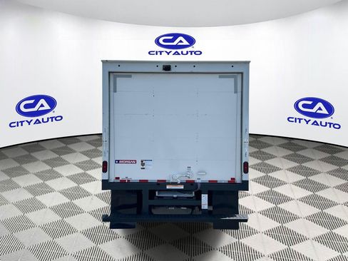 Used 2021 Ford E-450 and Econoline 450 Super Duty w/ Power Windows & Locks Group RWD image 5