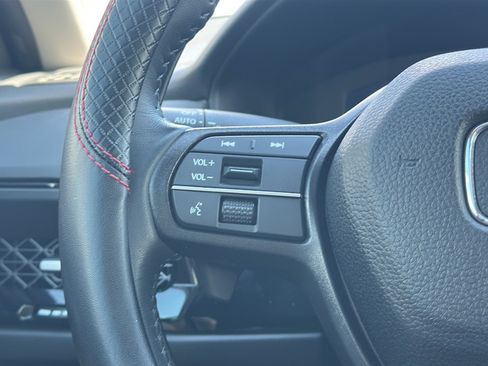 Used 2023 Honda Accord EX-L image 29