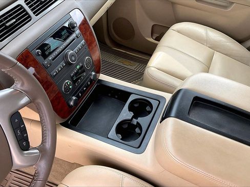 Used 2013 Chevrolet Silverado 1500 LTZ w/ LTZ White Diamond Edition image 14