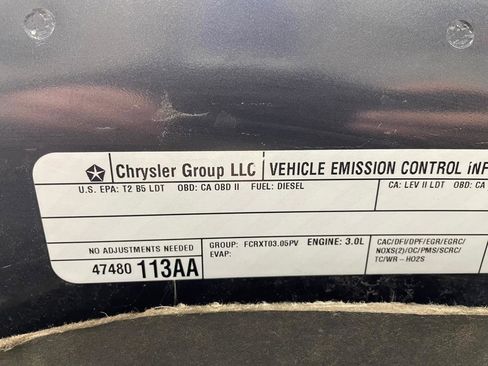 Used 2015 RAM 1500 Classic SLT w/ SLT Plus D←cor Group image 41