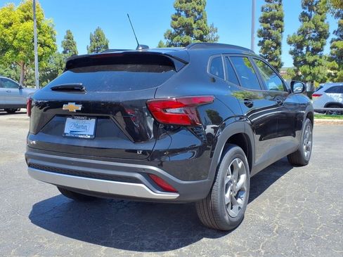 New 2025 Chevrolet Trax LT w/ Driver Confidence Package image 5