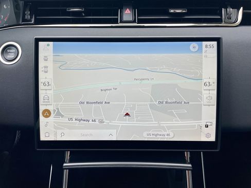 Certified 2025 Land Rover Range Rover Evoque Dynamic SE AWD/4WD image 27