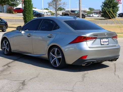 Used 2018 Lexus IS 300 AWD w/ Comfort Package image 5