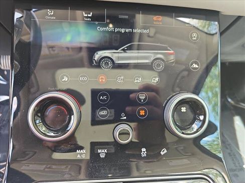 Used 2020 Land Rover Range Rover Velar R-Dynamic S AWD/4WD image 22