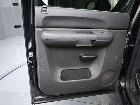 Used 2011 Chevrolet Silverado 1500 LT w/ All-Star Edition image 16