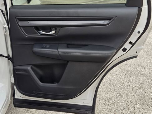 Certified 2025 Honda CR-V LX image 26