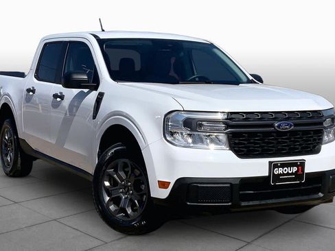 Used 2024 Ford Maverick XLT FWD image 3