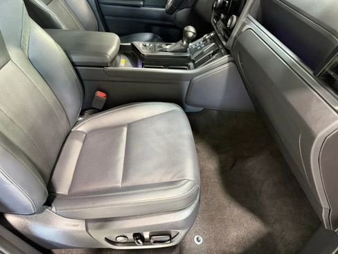 Used 2024 Lexus GX 550 image 28