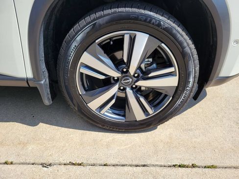 Certified 2023 Nissan Rogue SL w/ SL Premium Package AWD/4WD image 22