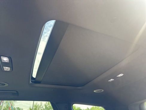 Used 2024 Buick Enclave Avenir w/ Avenir Technology Package FWD image 23