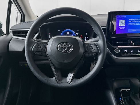 Used 2026 Toyota Corolla LE image 17