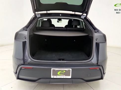 Used 2026 Tesla Model Y AWD image 29