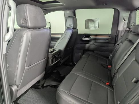 Used 2025 GMC Sierra 2500 Denali w/ Technology Package AWD/4WD image 23