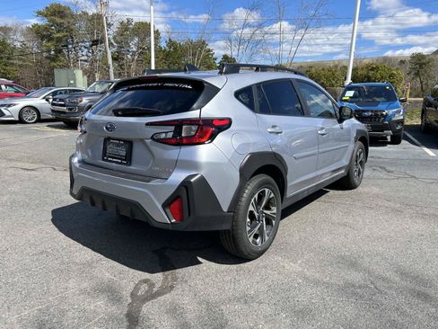 Used 2025 Subaru Crosstrek 2.5i Premium AWD/4WD image 3