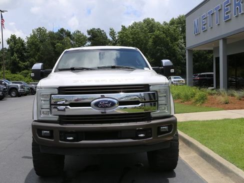 Used 2017 Ford F250 King Ranch w/ King Ranch Ultimate Package AWD/4WD image 3