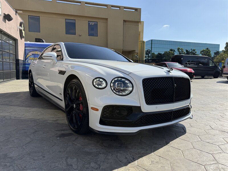 Used 2024 Bentley Flying Spur W12 AWD/4WD image 5