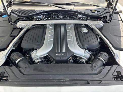 Used 2021 Bentley Flying Spur W12 AWD/4WD image 15