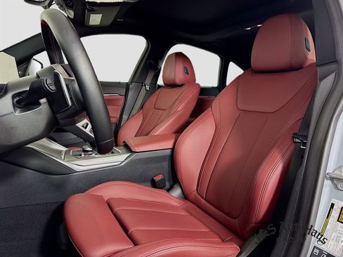 Used 2025 BMW 440i xDrive w/ Premium Package image 11